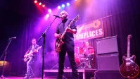 RC 3complices Gasolinera Rock 46